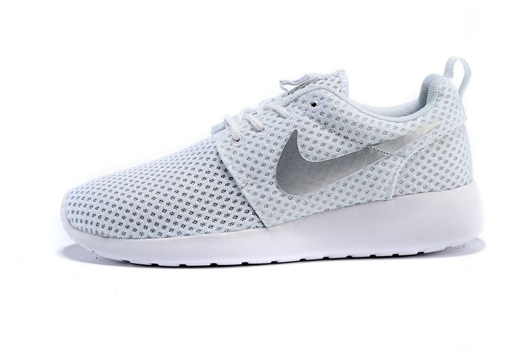 nike roshe run blanc